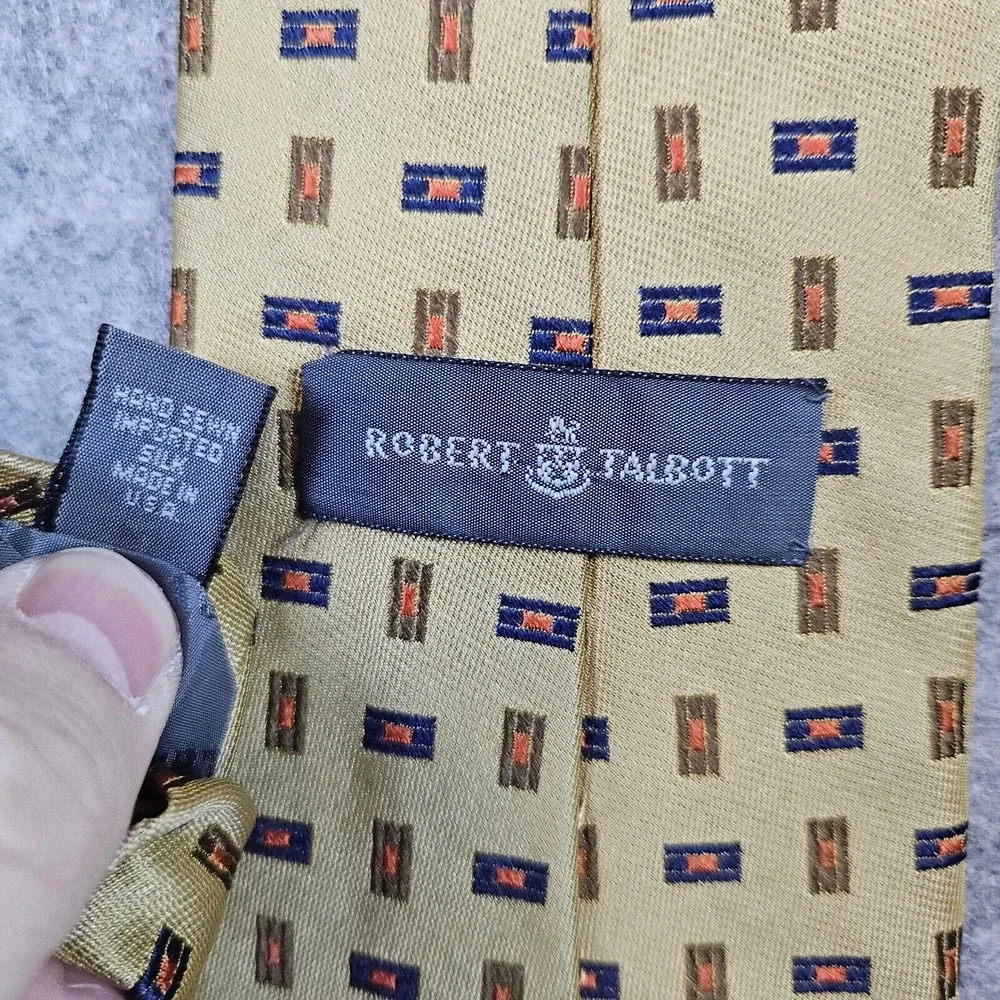 Robert Talbott Gold Geometric Hand Sewn Silk Neck Tie 58x4 Preppy Church Office‎